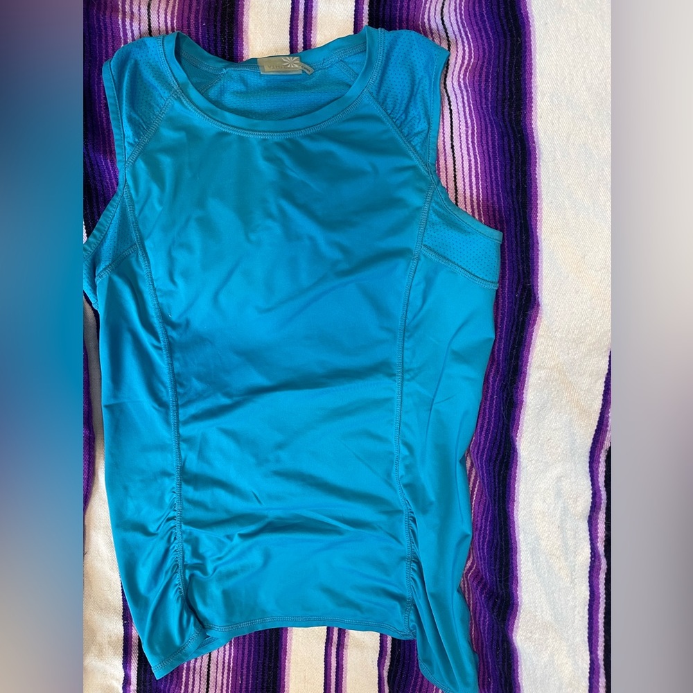 Cute Blue Athleta Tank Top 🦋 size S